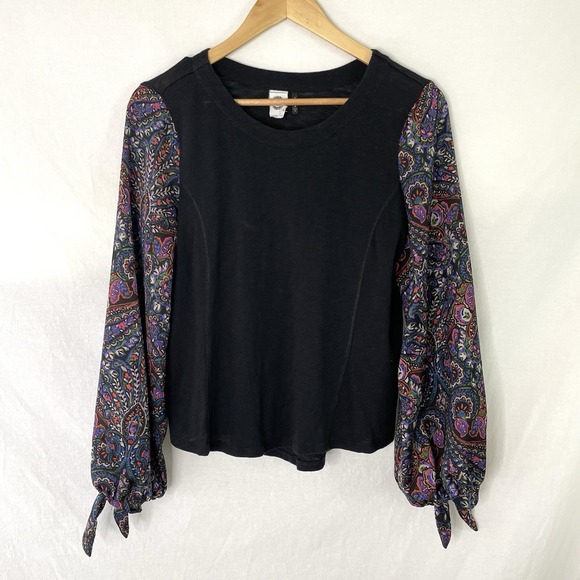 Akemi + Kin Tops - Akemi Kin Anthropologie Top Womens Small Pullover Puff Sleeves With Ties